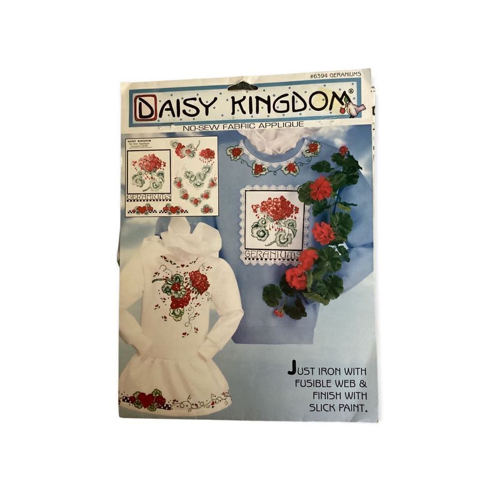 Vintage Daisy Kingdom Geraniums #6394 No Sew Fabric Appliqué